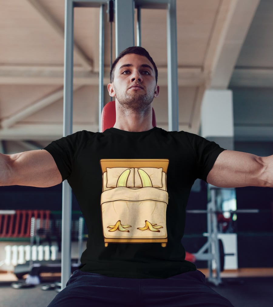 Funny Banana In Bed Sleeping Humor T-Shirt