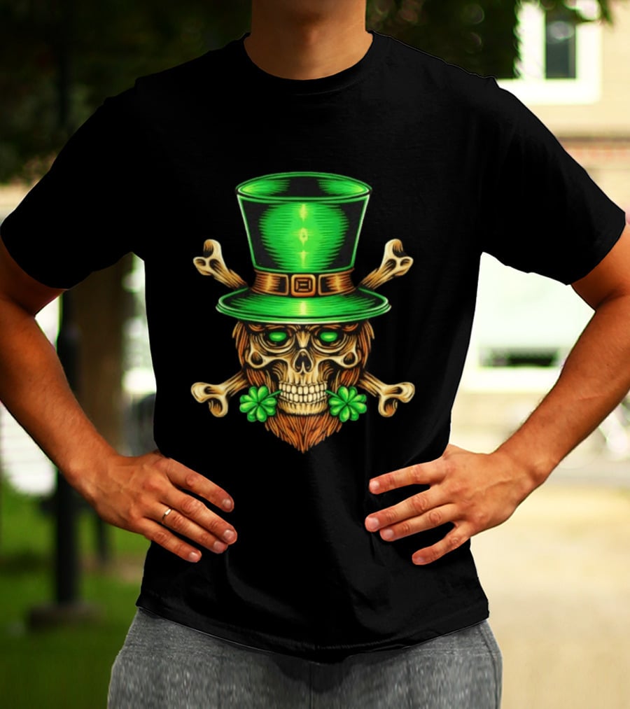 Leprechaun Irish Skull Clover Crossbones Green Top Hat St Patrick's Day T-Shirt