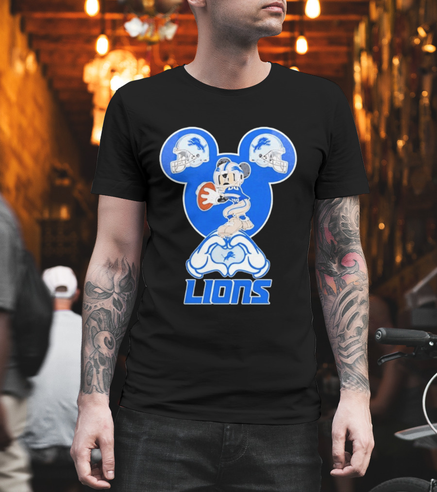 Detroit Lions Mickey Mouse Football Heart Helmets T-Shirt