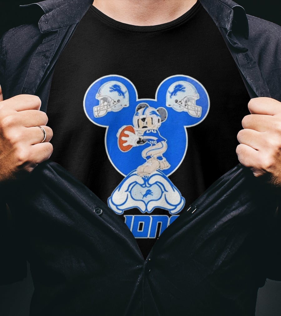 Detroit Lions Mickey Mouse Football Heart Helmets T-Shirt