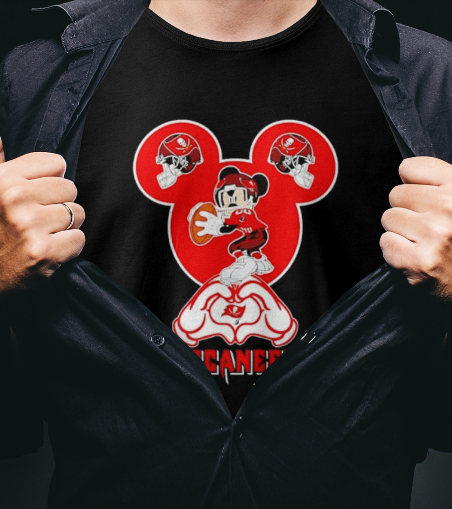 Tampa Bay Buccaneers Mickey Mouse Football Love Heart T-Shirt