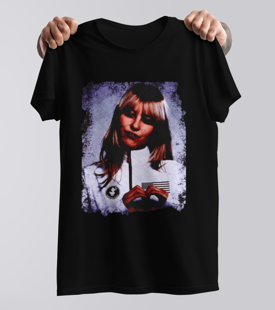 Alysa Liu Heart Hand Gesture USA Jacket T-Shirt