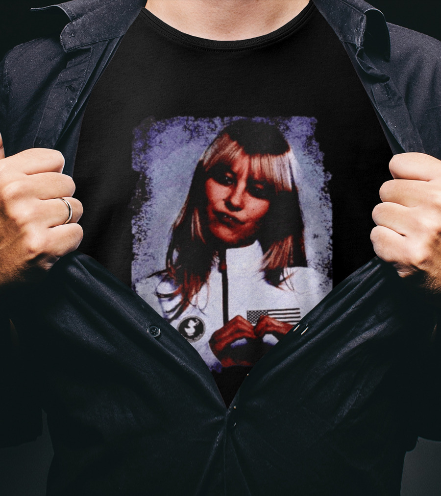 Alysa Liu Heart Hand Gesture USA Jacket T-Shirt