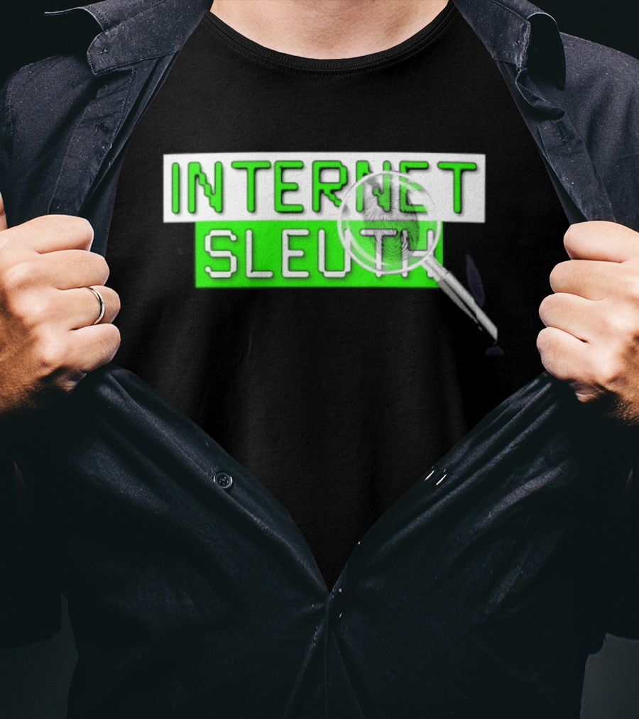 Internet Sleuth Magnifying Glass Green T-Shirt