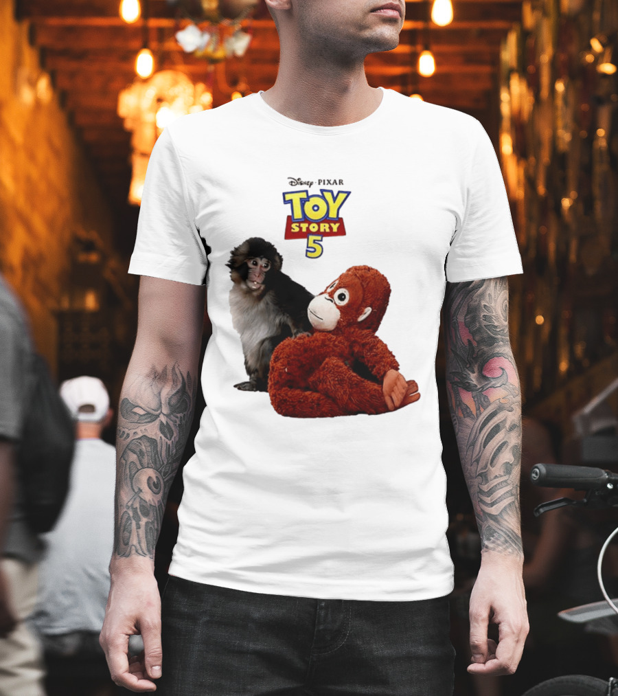 Disney Pixar Toy Story 5 Macaco Punch Stuffed Monkey T-Shirt