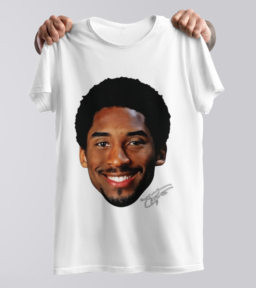 Kobe Bryant Big Face All Smiles NBA Legend T-Shirt