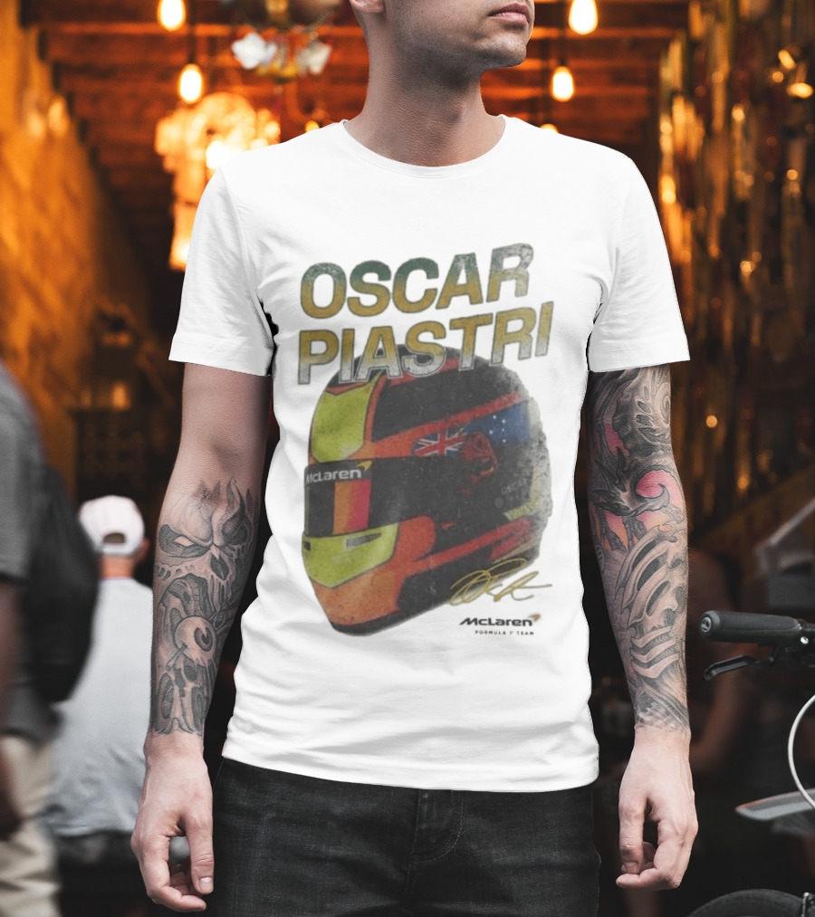 Oscar Piastri McLaren Racing Helmet Flag Signature T-Shirt