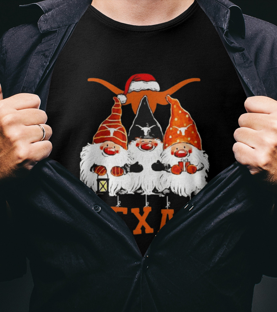 Texas Longhorns Christmas Gnomes Festive Decor T-Shirt