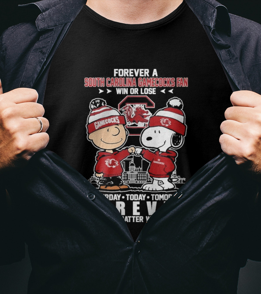 Snoopy Forever A South Carolina Gamecocks Fan Yesterday Today Tomorrow T-Shirt