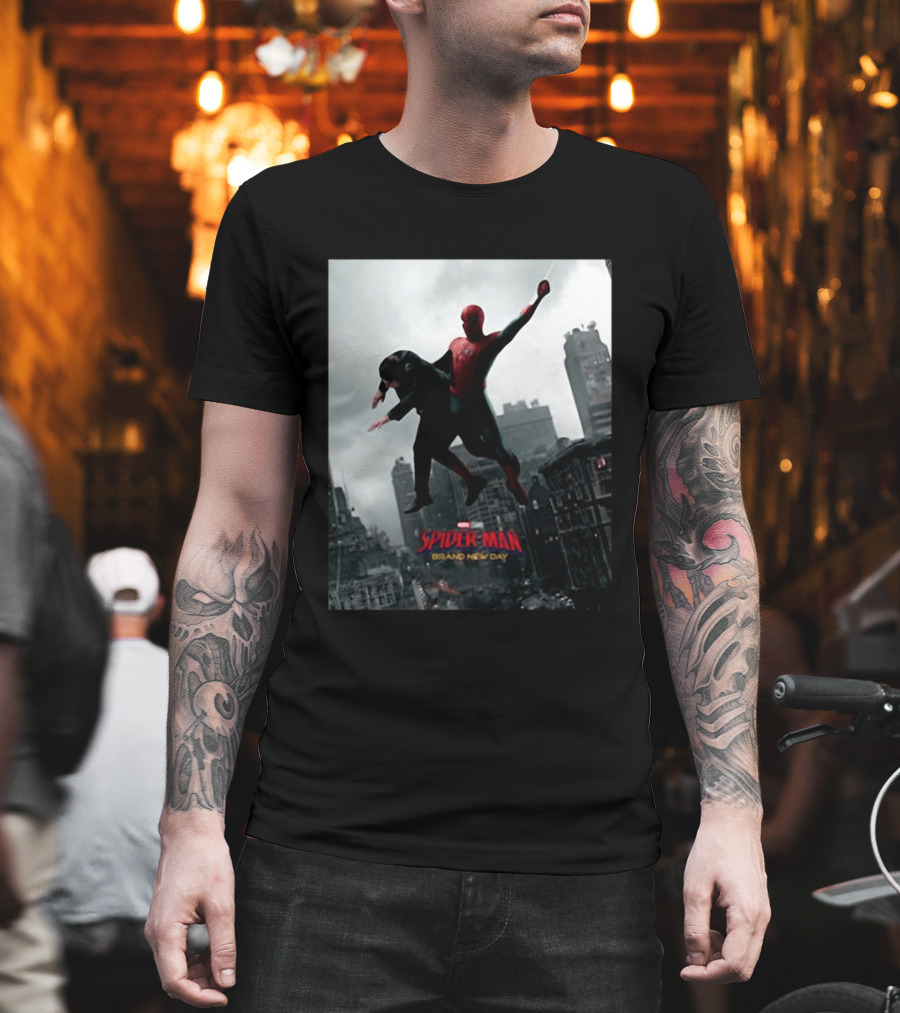 Spider Man Brand New Day Marvel Comic Scene Flying Over City Skyline T-Shirt