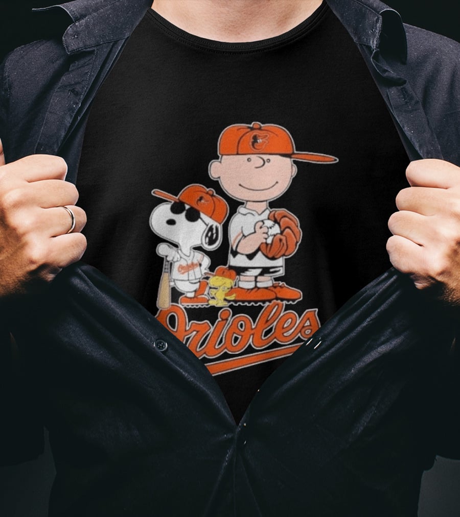 2026 Snoopy Charlie Brown Peanuts Baseball Orioles T-Shirt