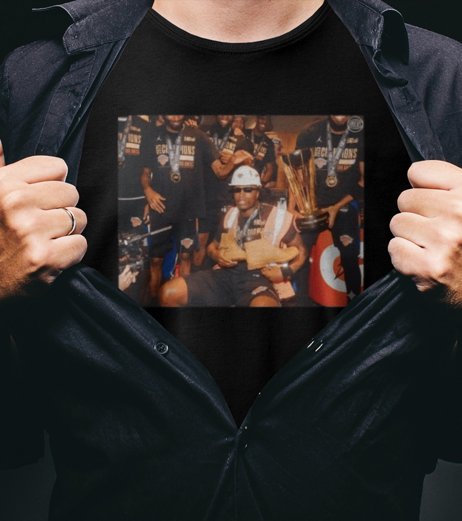 New York Knicks NBA Champions Celebration Locker Room Trophy T-Shirt