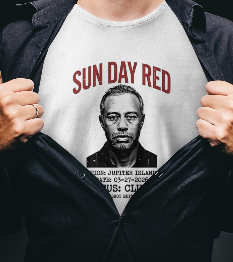 Sun Day Red Clutch Shot Jupiter Island 05 29 2017 T-Shirt