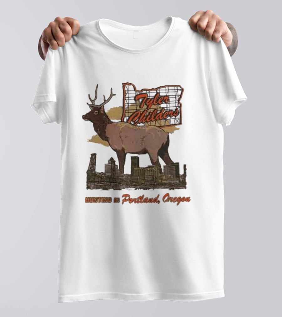 Tyler Childers Hunting In Portland Oregon Elk Skyline T-Shirt