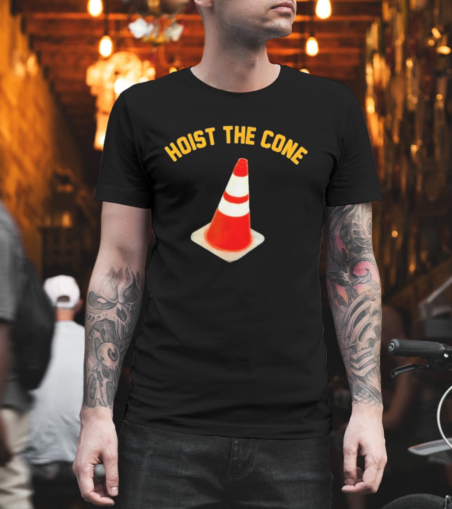 Pittsburgh Pirates Hoist The Cone Baseball Lifestyle Traffic Cone T-Shirt
