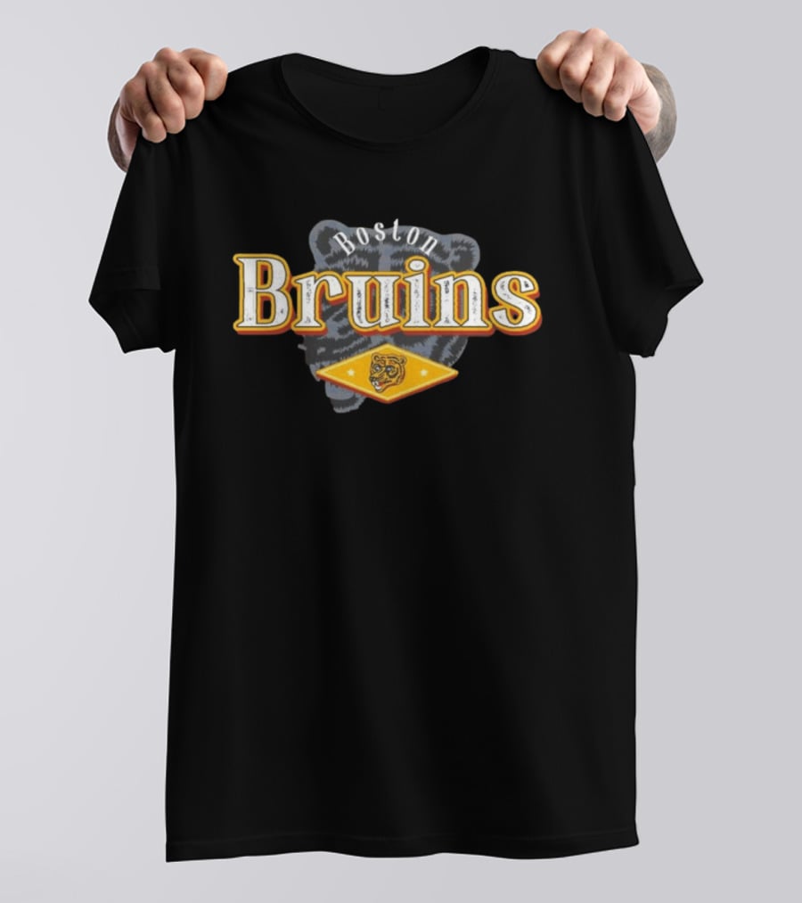Boston Bruins NHL Vintage Black Bear T-Shirt