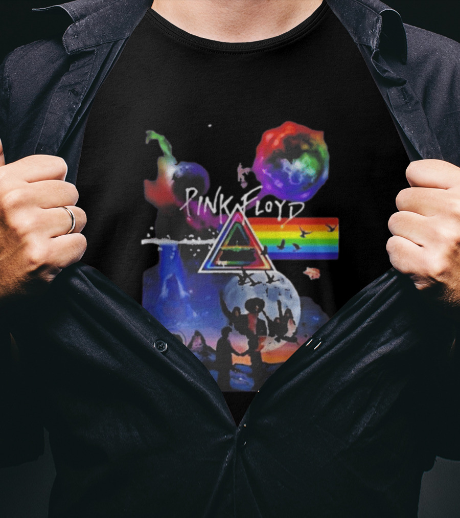 Pink Floyd Psychedelic Birds Colorful Rainbow Triangular Prism T-Shirt