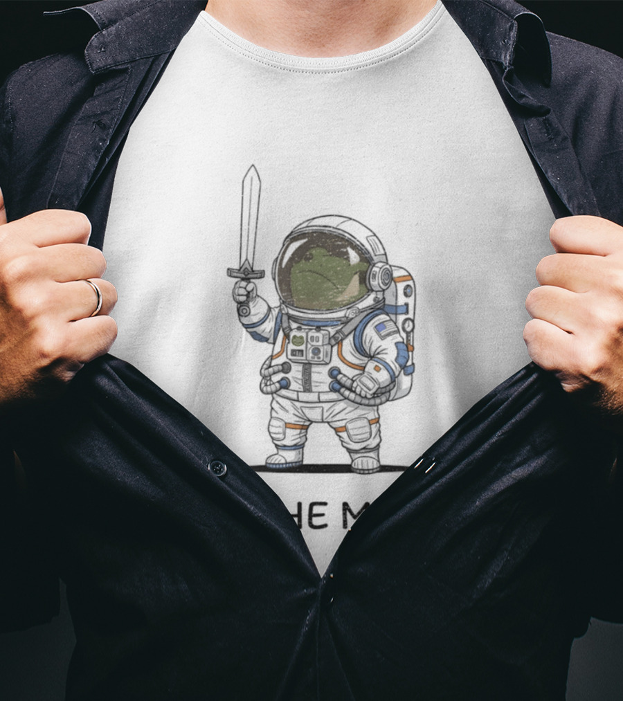 Frog To The Moon Astronaut NASA Artemis 2 2026 Space Adventure T-Shirt