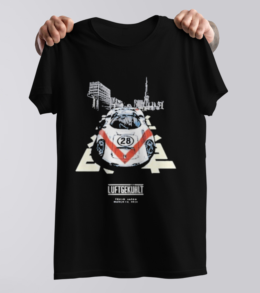 Luftgekuhlt Tokyo Event Porsche 28 Red Stripe Skyline Scene T-Shirt