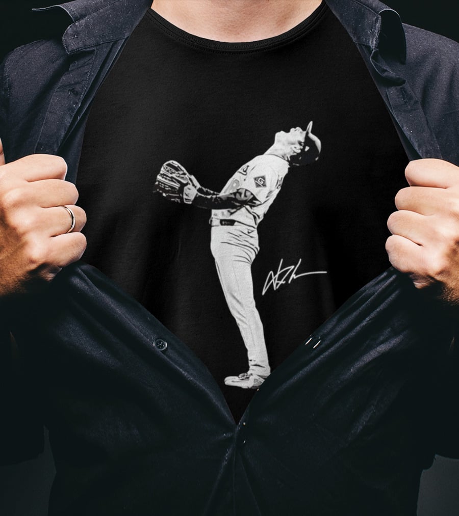 Yoshinobu Yamamoto Los Angeles Dodgers 2026 Player Action Pose T-Shirt
