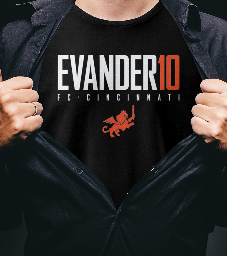 Evander 10 FC Cincinnati Lion Winged Sword T-Shirt