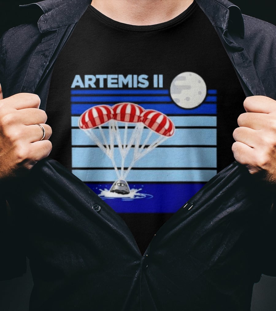 Artemis II Splashdown Red Parachutes Lunar Moon Landing T-Shirt