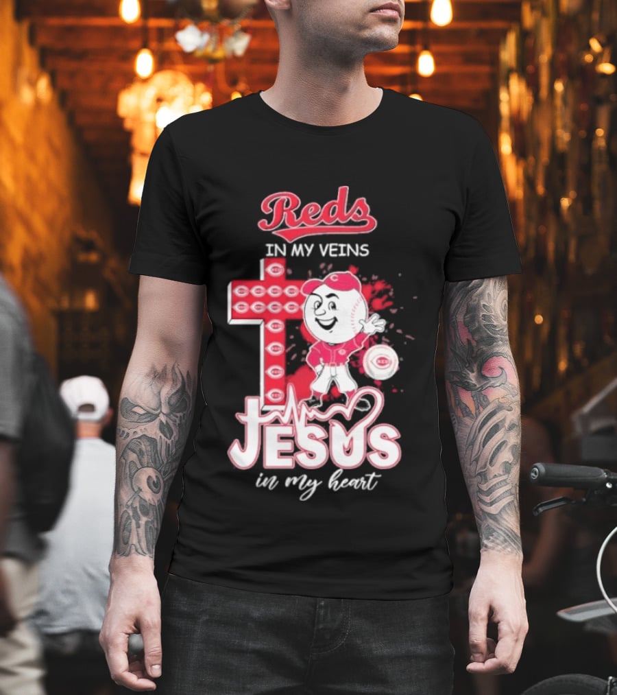 Reds In My Veins Jesus In My Heart Baseball Cross T-Shirt