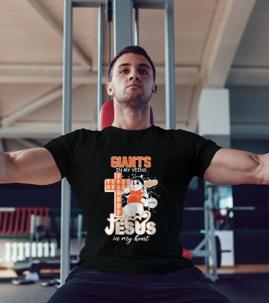 San Francisco Giants In My Veins Jesus In My Heart Baseball Cross Panda T-Shirt