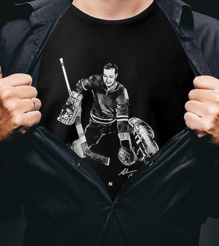 Glenn Hall Chicago Blackhawks Hockey Bitmap Vintage Style Goalie Iconic Pose T-Shirt