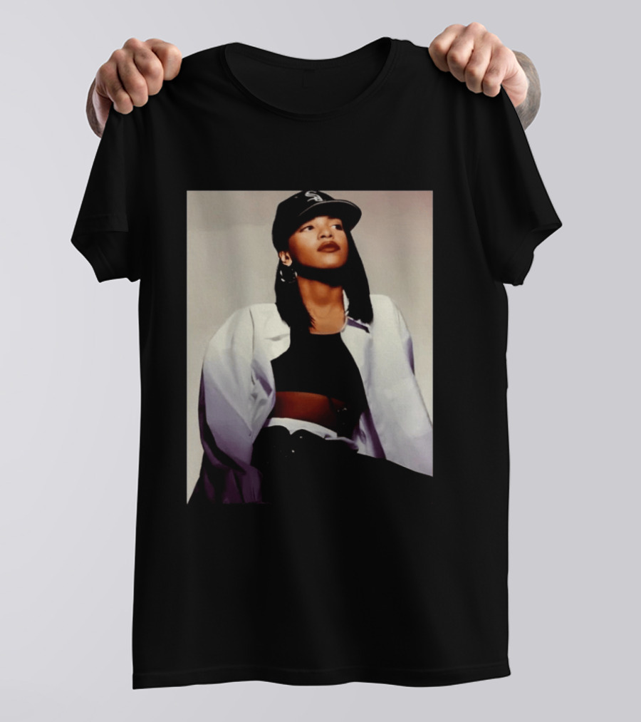 Sacai Aaliyah Black Cap White Sox T-Shirt