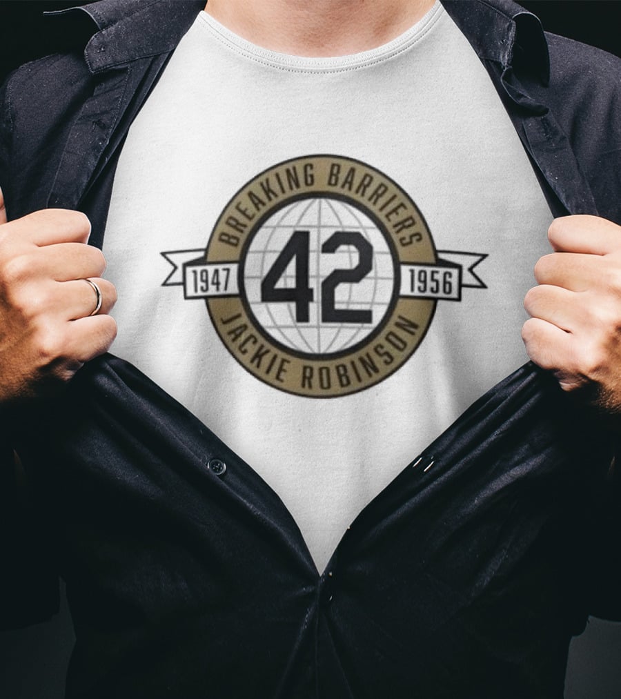 Jackie Robinson Breaking Barriers No 42 1947 1956 T-Shirt