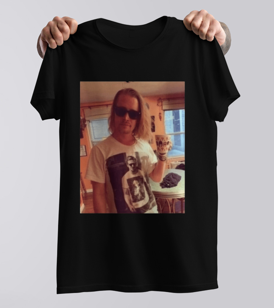 Ryan Gosling Meta Fashion Macaulay Culkin Homage T-Shirt