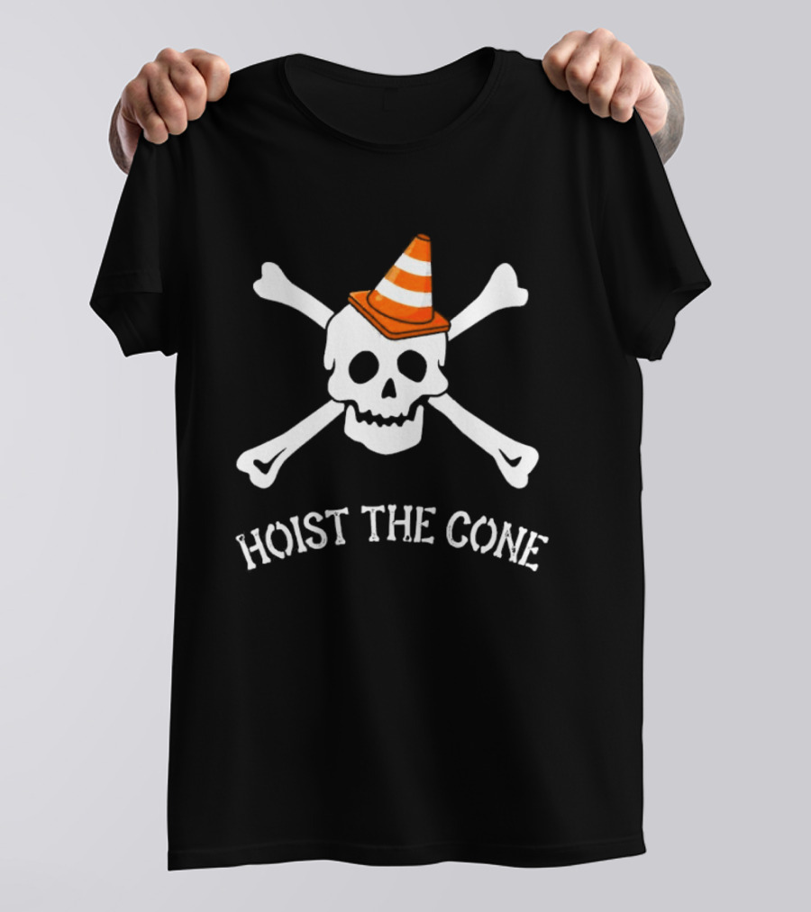 Pittsburgh Pirates Skull Crossbones Hoist The Cone Traffic Hat T-Shirt