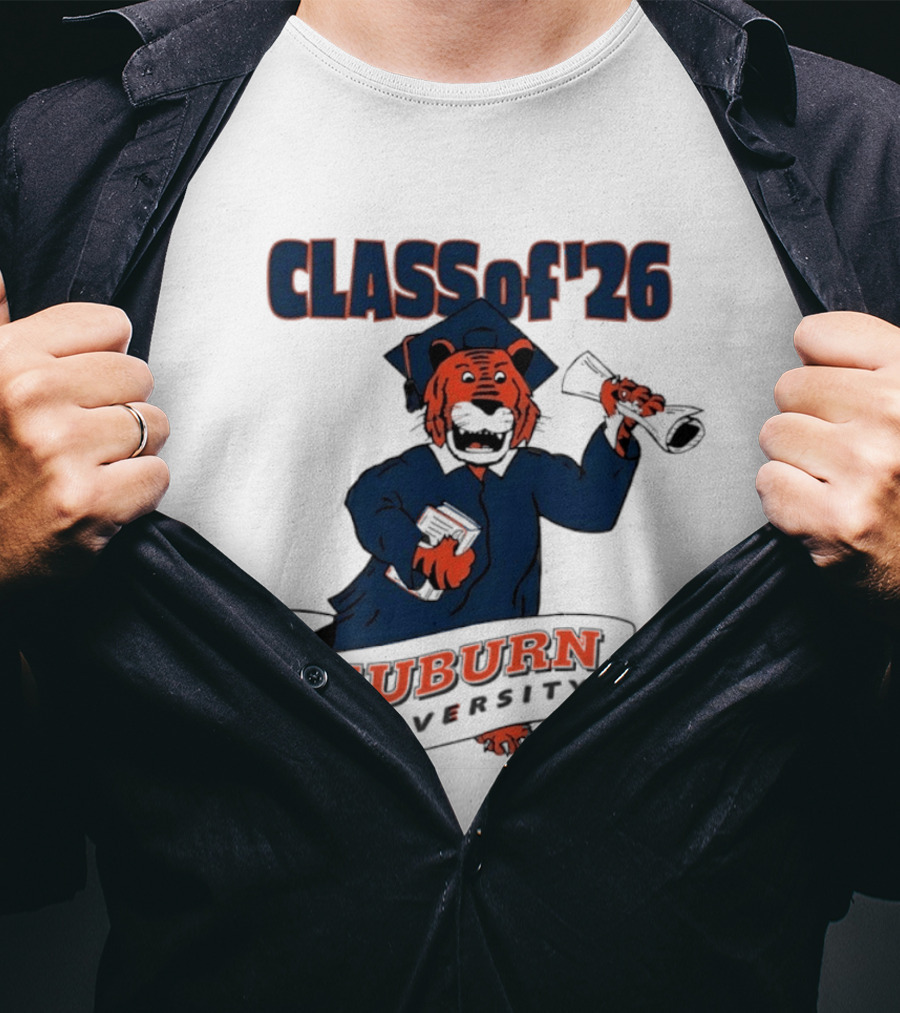 Auburn University Class Of 2026 Tiger Graduation T-Shirt