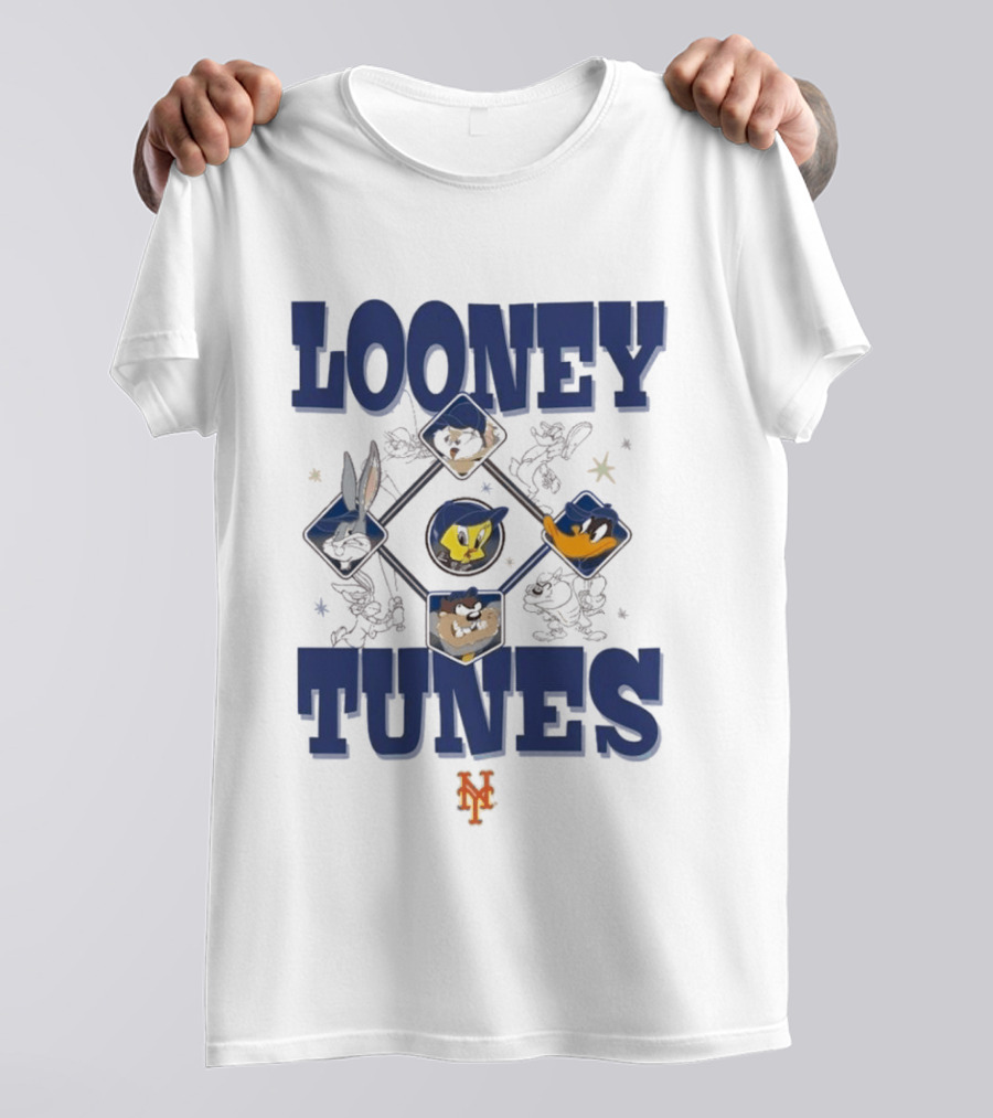 New York Mets Looney Tunes Bugs Tweety Daffy Sylvester Cream New Era T-Shirt