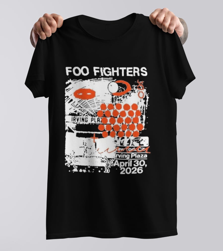 Foo Fighters April 30 New York 2026 Red Dots Abstract T-Shirt
