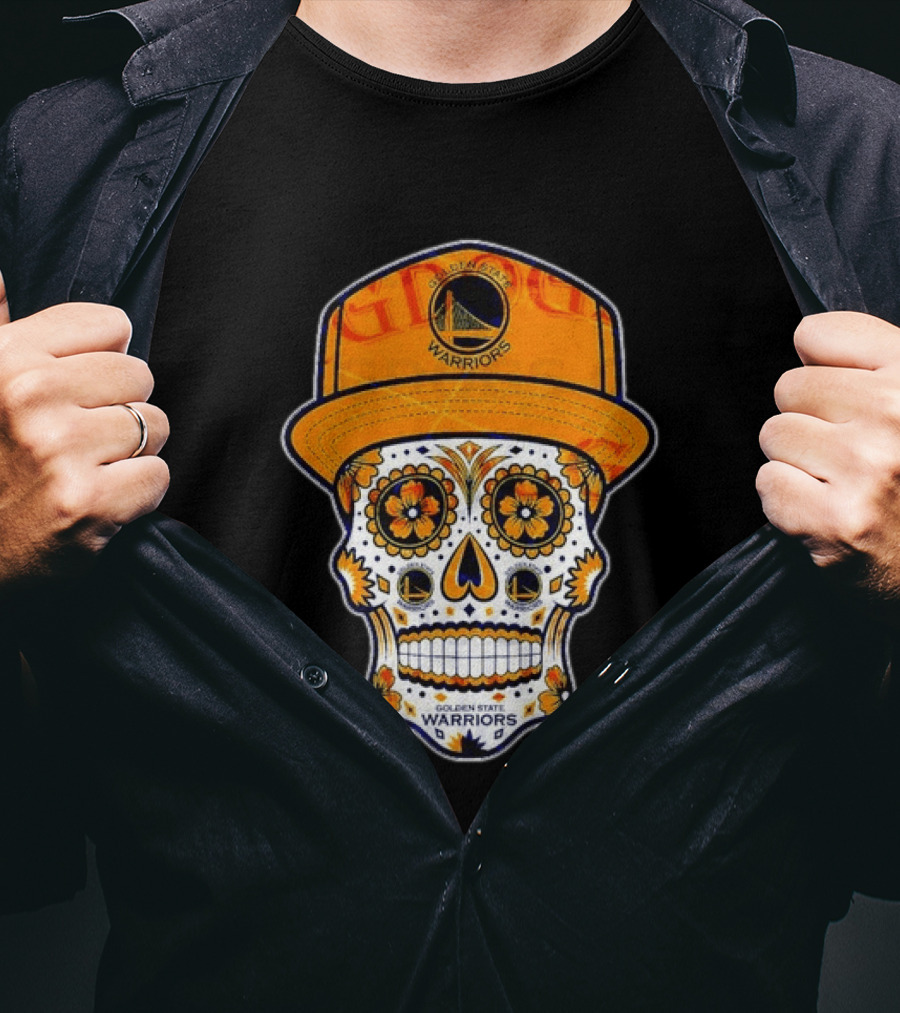 Golden State Warriors Sugar Skull Día De Muertos Cap And Floral T-Shirt