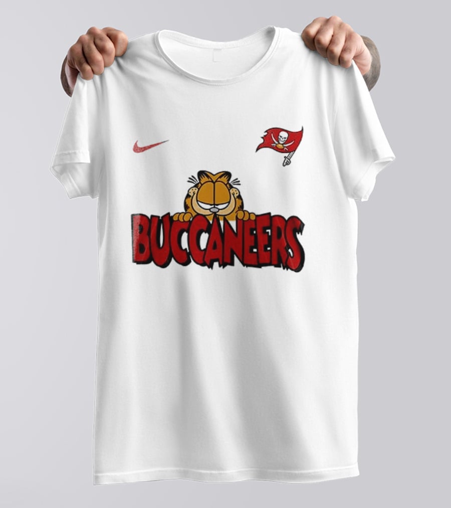 Nike Tampa Bay Buccaneers Garfield Football Fan Art NFL T-Shirt