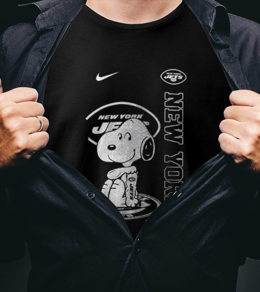 New York Jets Snoopy Yes I'm Old Thank You For The Memories T-Shirt