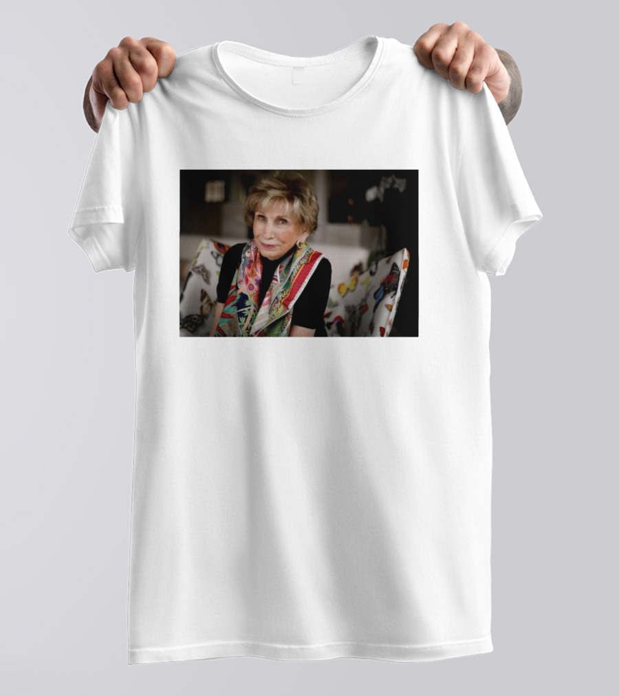 Edith Eva Eger Psychologist And Auschwitz Survivor Dies At 98 T-Shirt