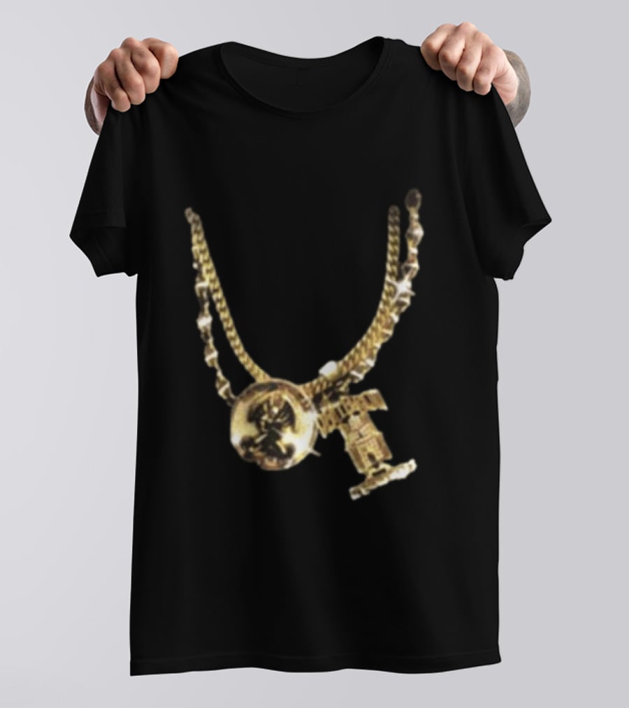 2Pac Gold Necklace Iconic Hip Hop Jewelry T-Shirt