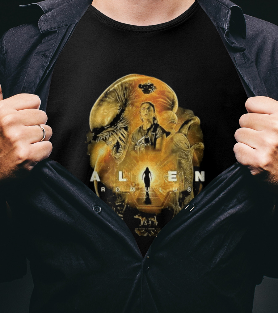 Alien Romulus Xenomorph Collage With Character And Spaceship T-Shirt