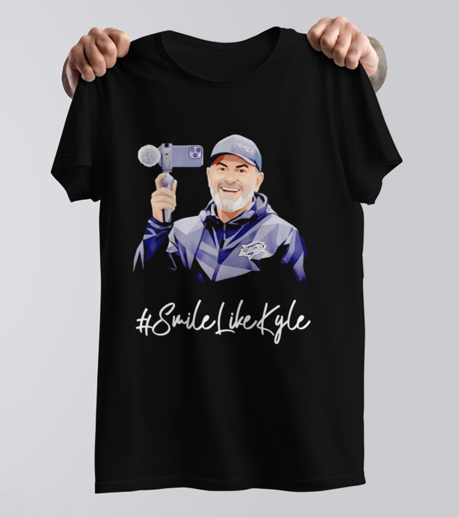 #SmileLikeKyle RIP Memorial Vlogger 720 T-Shirt