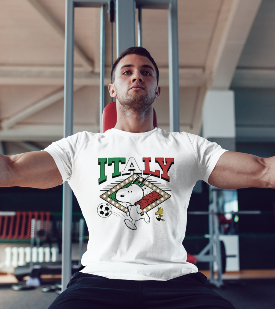 Italy Snoopy Woodstock Peanuts Soccer Team T-Shirt