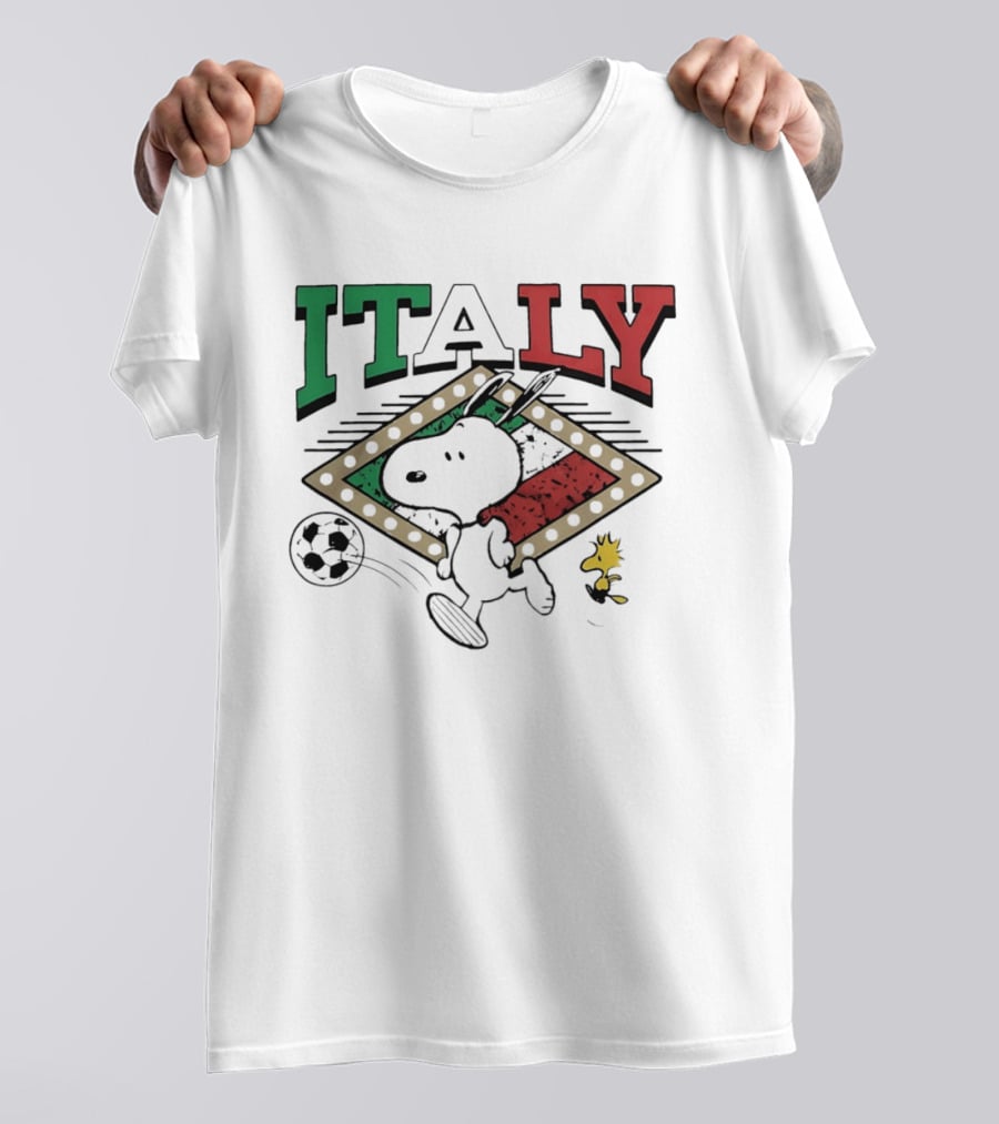 Italy Snoopy Woodstock Peanuts Soccer Team T-Shirt
