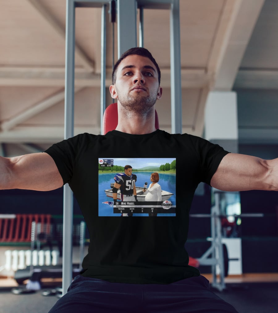 EA Madden 2002 Mike Vrabel Interview Football Patriots Video Game Scene T-Shirt