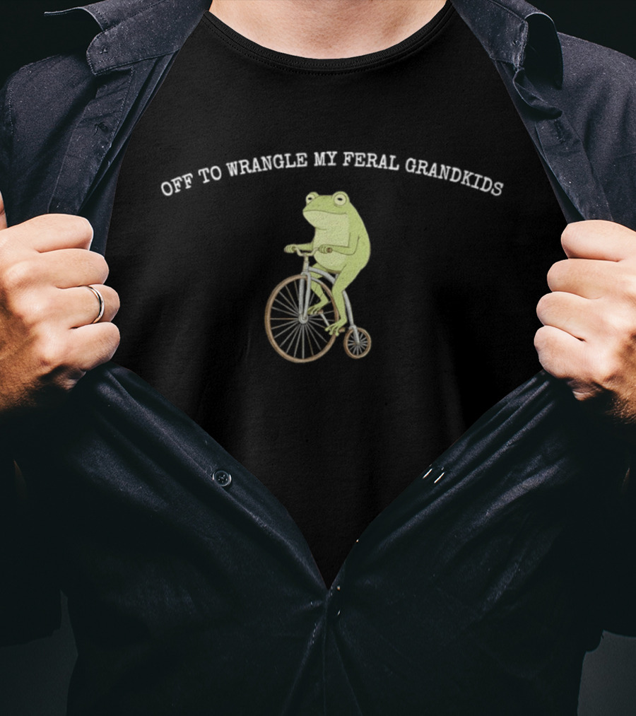 Frog Riding Bicycle Off To Wrangle My Feral Grandkids T-Shirt