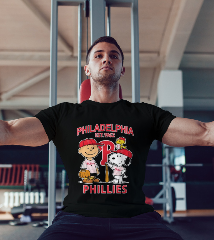 Philadelphia Phillies Est 1962 Snoopy Woodstock Baseball Peanuts T-Shirt