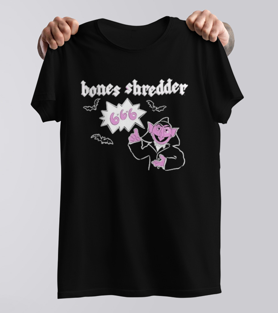 Bones Shredder Vampire Count 666 Halloween Bats T-Shirt