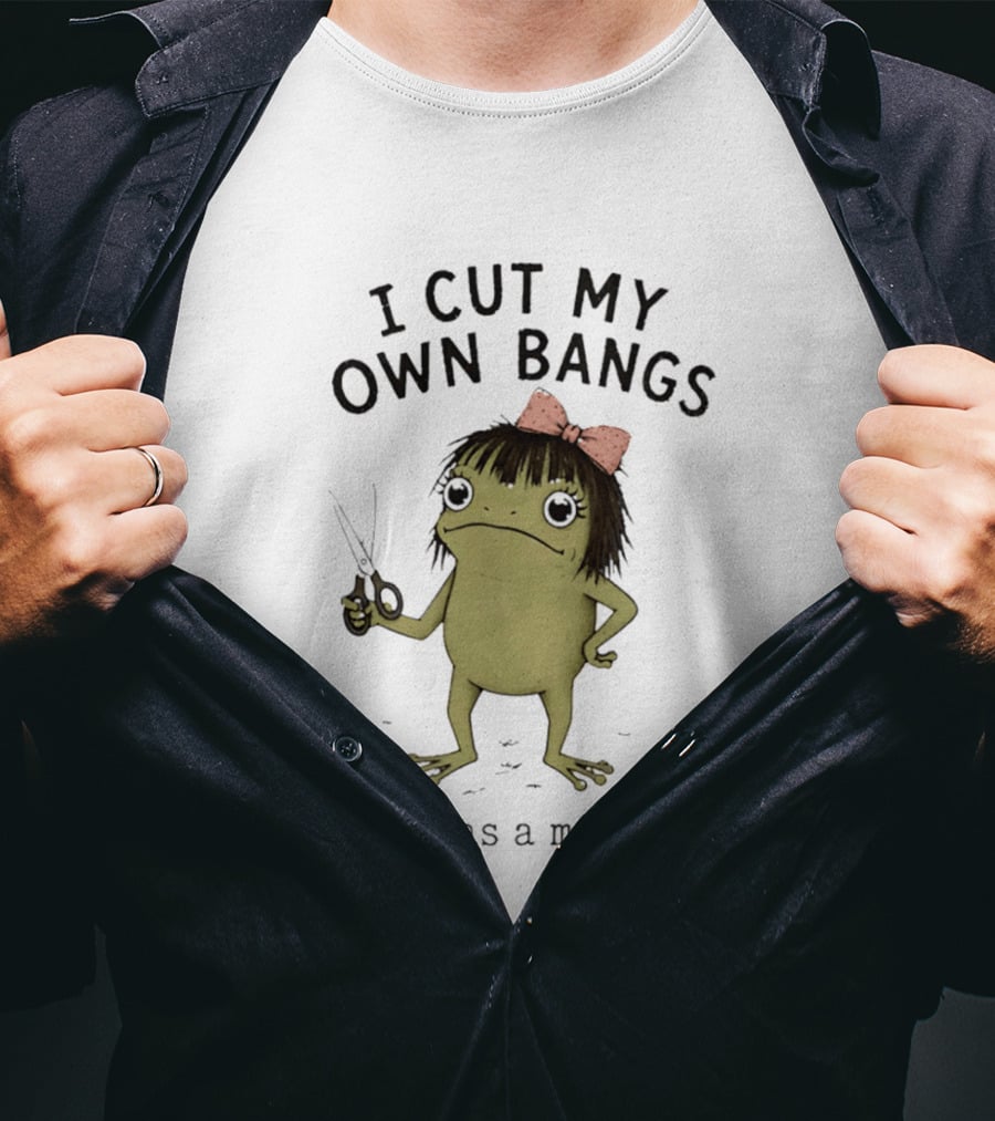I Cut My Own Bangs This Was A Mistake Frog Pink Bow Scissors T-Shirt